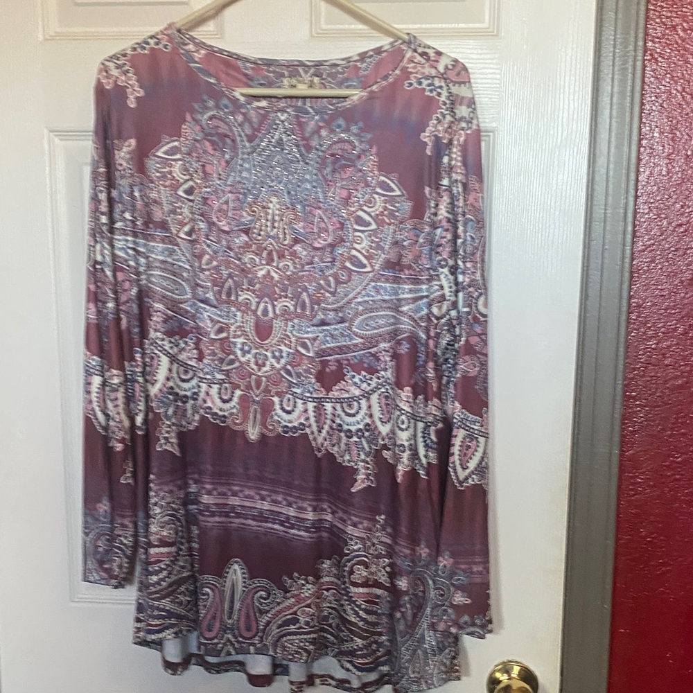 ONE WORLD Women's Paisley Tunic - Purple and White With Matching Jacket